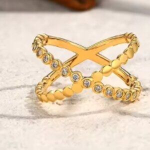 Women's Ring, Women's Jewelry, STUNNING, Bridal Ring, Promise Ring, Women's Gold